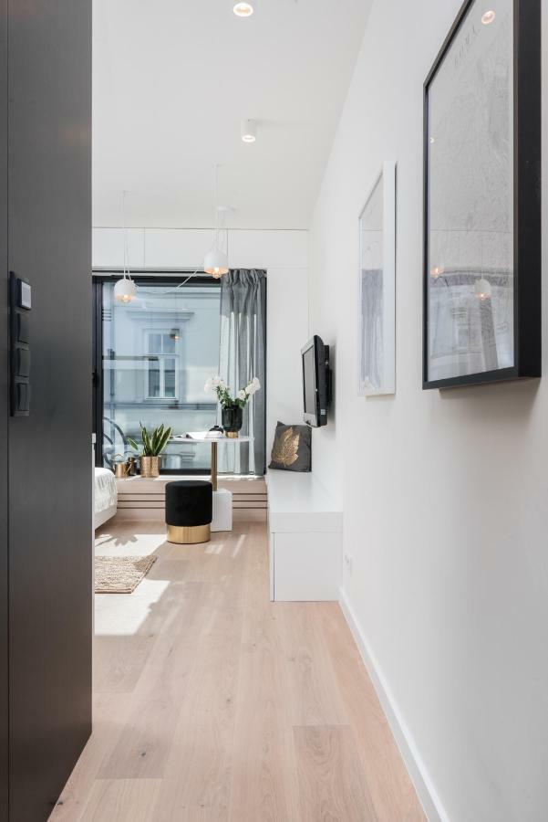 White Room Pilsudskiego 1 Krakow Ngoại thất bức ảnh